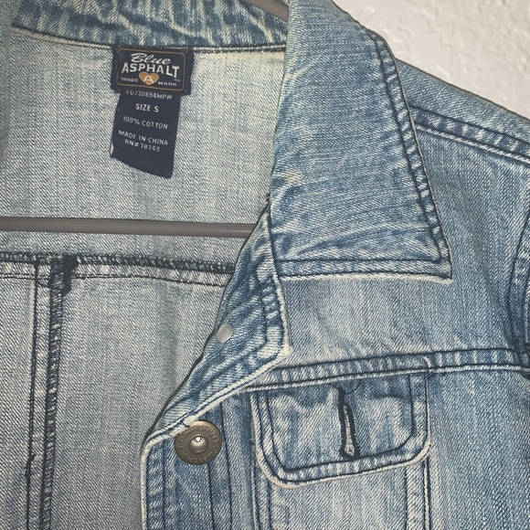 Cropped denim jacket - Picture 6 of 7